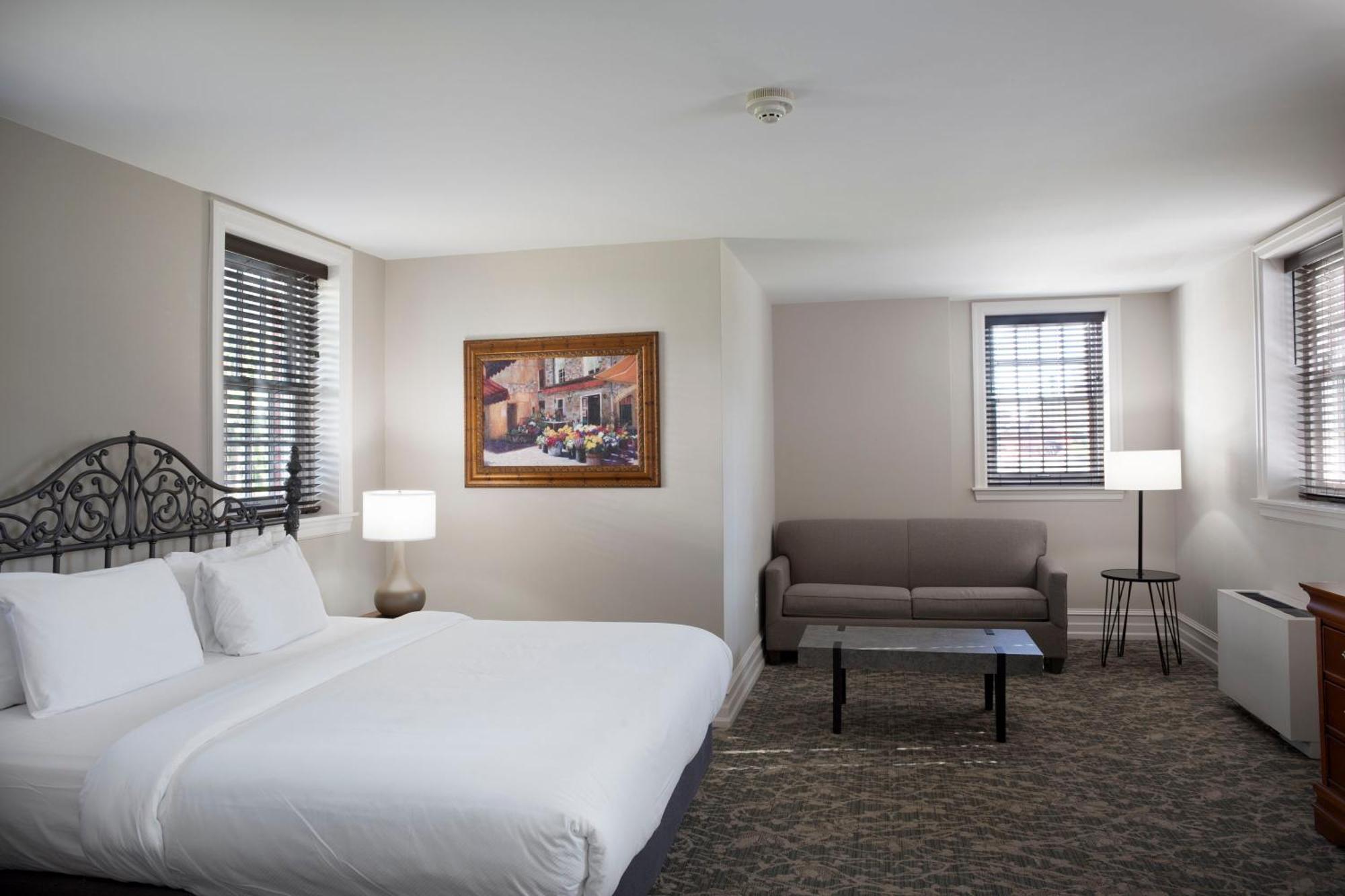Normandy Farm Hotel & Conference Center Blue Bell Экстерьер фото