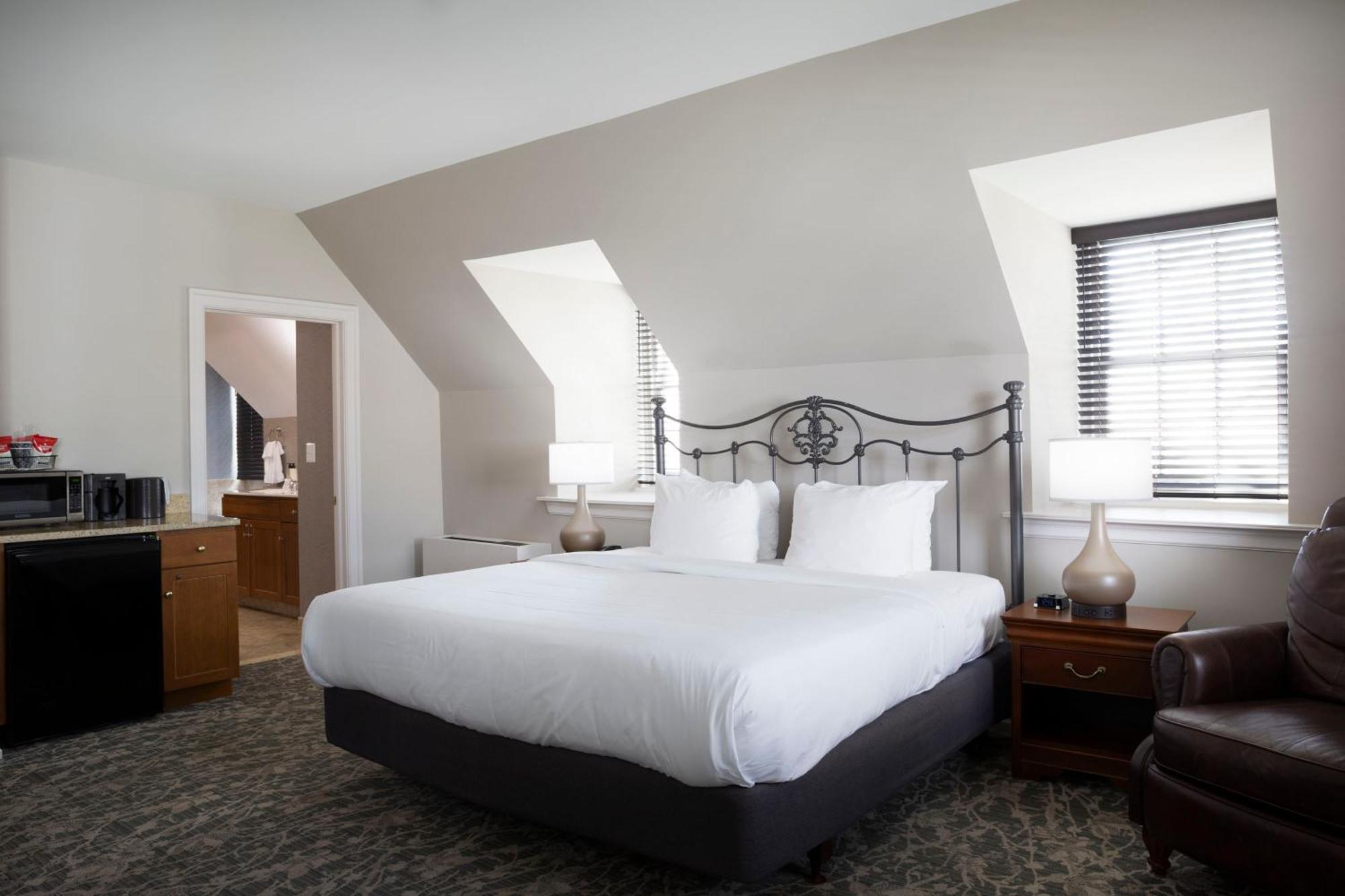 Normandy Farm Hotel & Conference Center Blue Bell Экстерьер фото